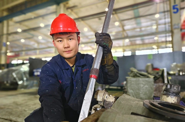 神南產業發展公司姜肖航：我要成為一名「金牌」維修工